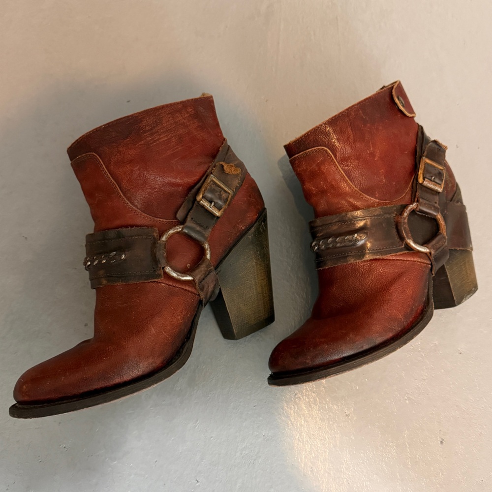 Freebird by Steven Brown Ankle Boots